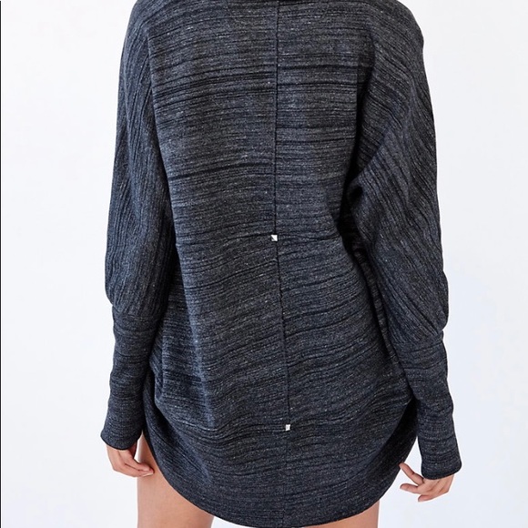 Wilfred Sweater - Picture 3 of 6